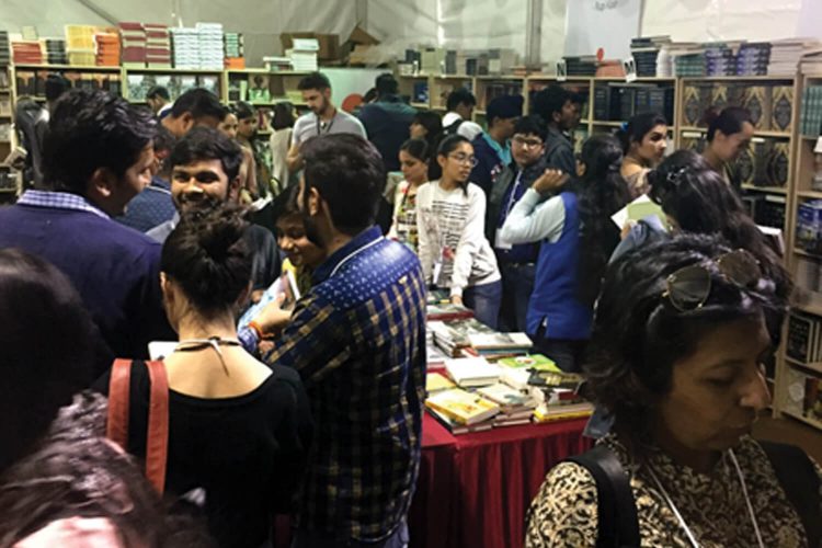Full Circle bookshop